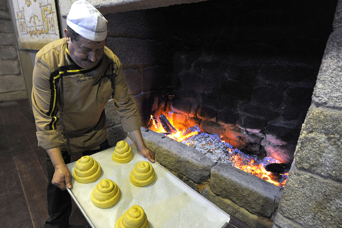 A genuína fogaça da Feira também pode ser um gelado, um ... - Público.pt